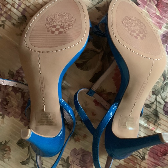 Sandals - Picture 3 of 5